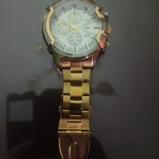 Reloj de pulsera Skyline dorado