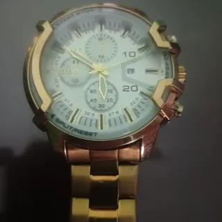 Reloj de pulsera Skyline dorado