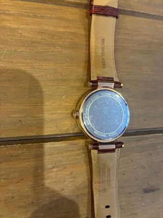 Reloj Michael Kors Mujer Dorado y Granate.