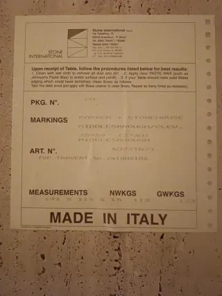 Mesa de travertino natural