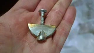 Lote 7 Tiradores Antiguos Metal Dorado y Plateado