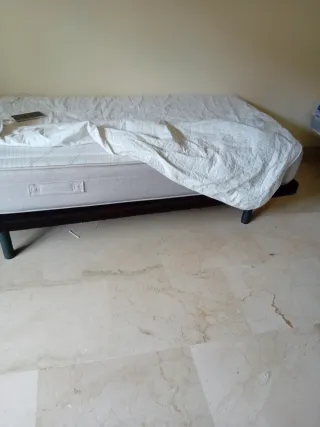 Vendo cama 1,90 con 1,10 pequeña