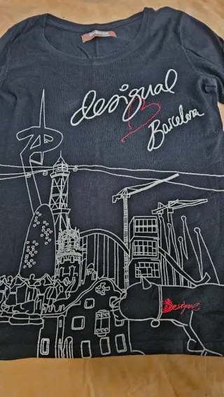 Maglia Desigual nera con stampa