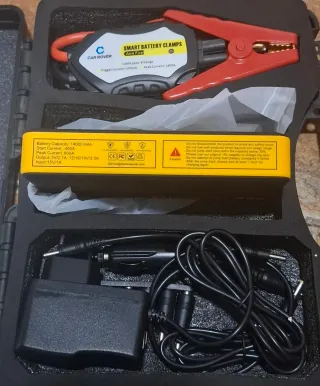 Arrancador Coche A8S. 14000mAh 800A CAR ROVER A8S