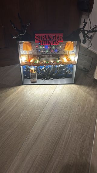 Espositore Stranger Things