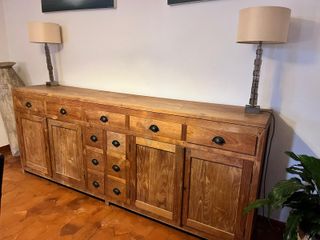 Mobile in legno massello