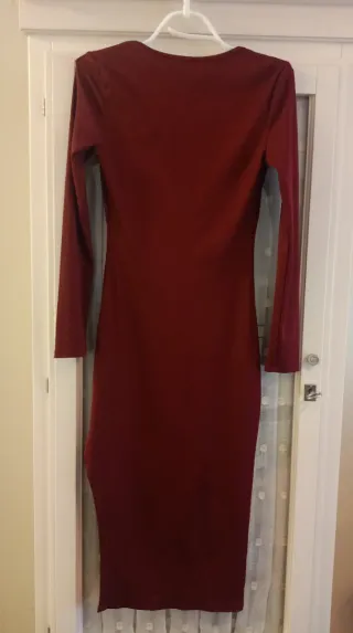 Vestido Shein burdeos con abertura