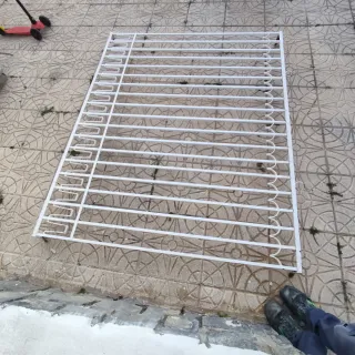 Reja de hierro blanca