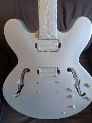 PINTA tu Guitarra Eléctrica!