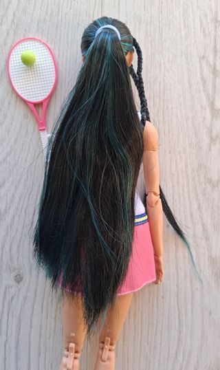 Barbie Made to Move Híbrida Tenista