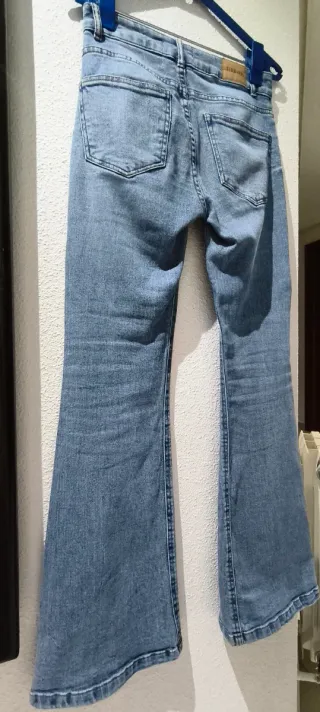 Vaqueros campana azul