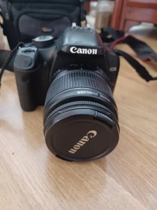 Cámara Canon EOS 450D + Lente + Accesorios