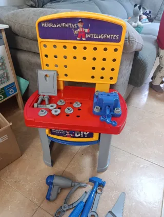 Mesa de Herramientas Juguete