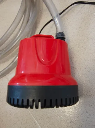 Bomba acuario 3800 lph + manguera