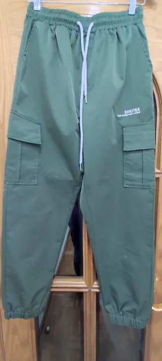 Pantalón cargo verde