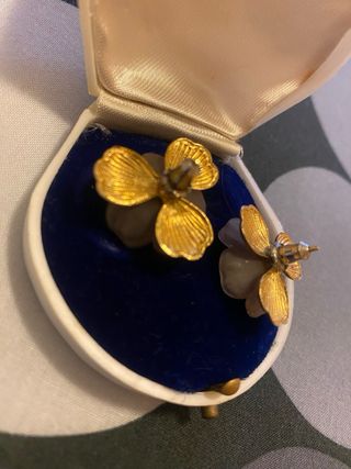Orecchini vintage fiore bigiotteria