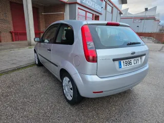 Ford Fiesta 2004