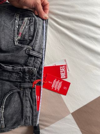 Pantalón vaquero gris Diesel mujer