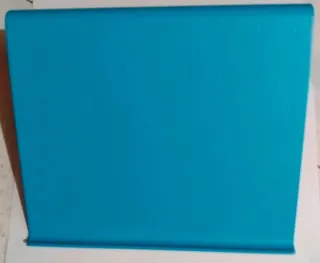 Supporto per tablet in plastica azzurra