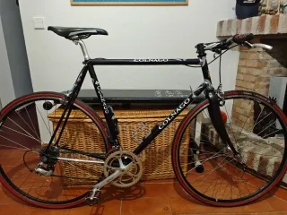 Bicicleta Colnago Azul oscuro