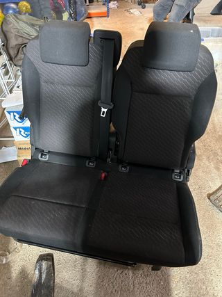 Asientos toyota versus