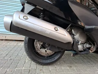 Suzuki Burgman 125 Inyección Escape