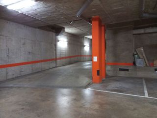 Garaje en alquiler en Montilivi - Palau en Girona