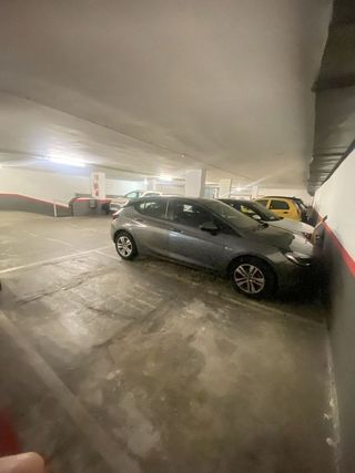 Garaje en alquiler en El Poble Sec - Parc de Montjuïc en Barcelona