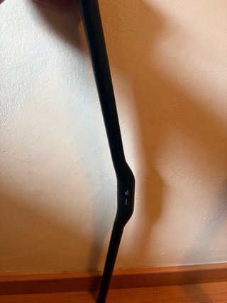 Manillar de bicicleta negro