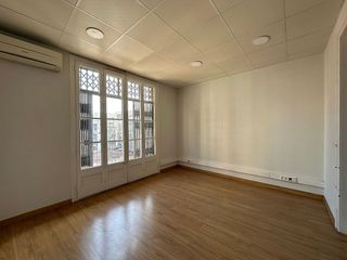 Oficina en alquiler en La Dreta de l'Eixample en Barcelona