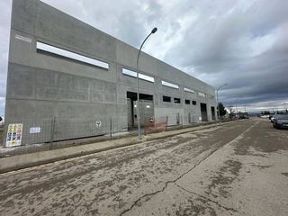 Nave industrial en alquiler en Cervera