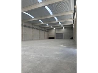 Nave industrial en alquiler en Cervera
