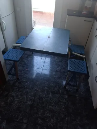 Mesa de picnic plegable con 4 taburetes plegable