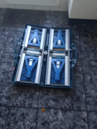 Mesa de picnic plegable con 4 taburetes plegable