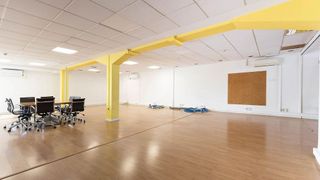 Oficina en alquiler en Sant Antoni en Barcelona