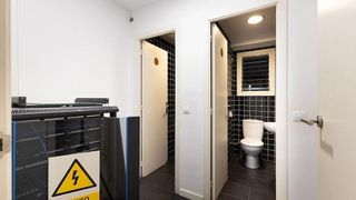 Oficina en alquiler en Sant Antoni en Barcelona