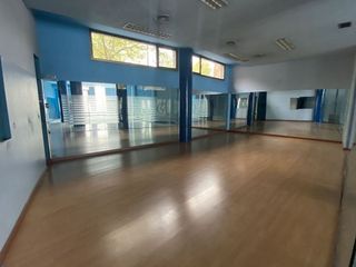 Local comercial en alquiler en San Adrián - La Cava en Logroño