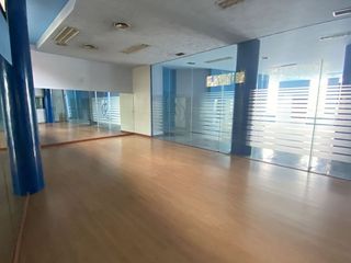Local comercial en alquiler en San Adrián - La Cava en Logroño
