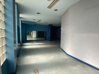 Local comercial en alquiler en San Adrián - La Cava en Logroño