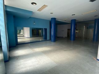 Local comercial en alquiler en San Adrián - La Cava en Logroño