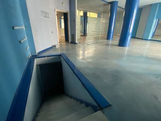 Local comercial en alquiler en San Adrián - La Cava en Logroño