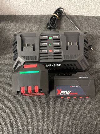 Cargador Doble Parkside 20V 2x4.5A