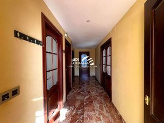 Chalet en venta en Lucena