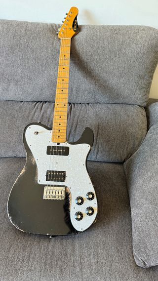 Guitarra Friedman Vintage Negra