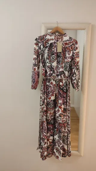 Abito boho stampato viola e bianco