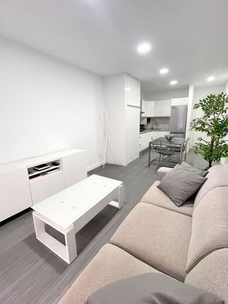 Piso en alquiler en Santa Catalina - Canteras en Palmas de Gran Canaria(Las)