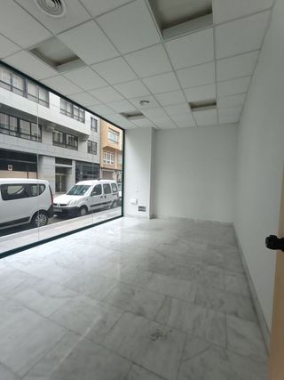 Local comercial en alquiler en Cuatro Caminos - Plaza de la Cubela en Coruña (A)