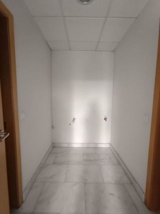 Local comercial en alquiler en Cuatro Caminos - Plaza de la Cubela en Coruña (A)