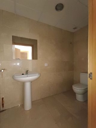 Local comercial en alquiler en Cuatro Caminos - Plaza de la Cubela en Coruña (A)