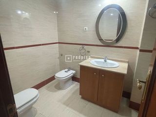 Piso en alquiler en Martín Carpena - Torre del Río en Málaga